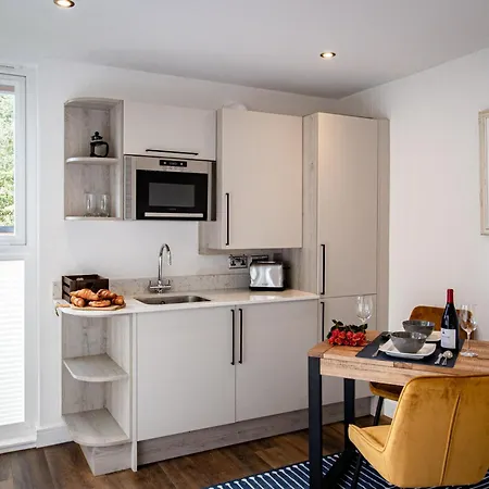 Orrest Head - Ukc6636 *