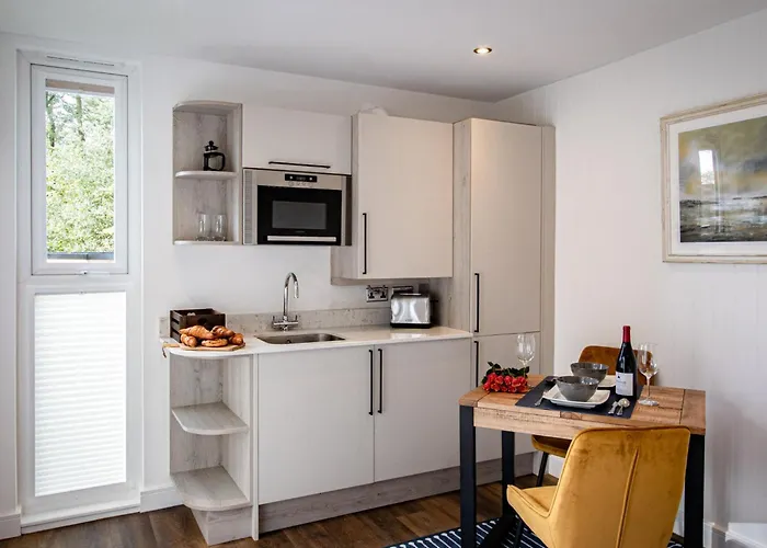 Orrest Head - Ukc6636 *